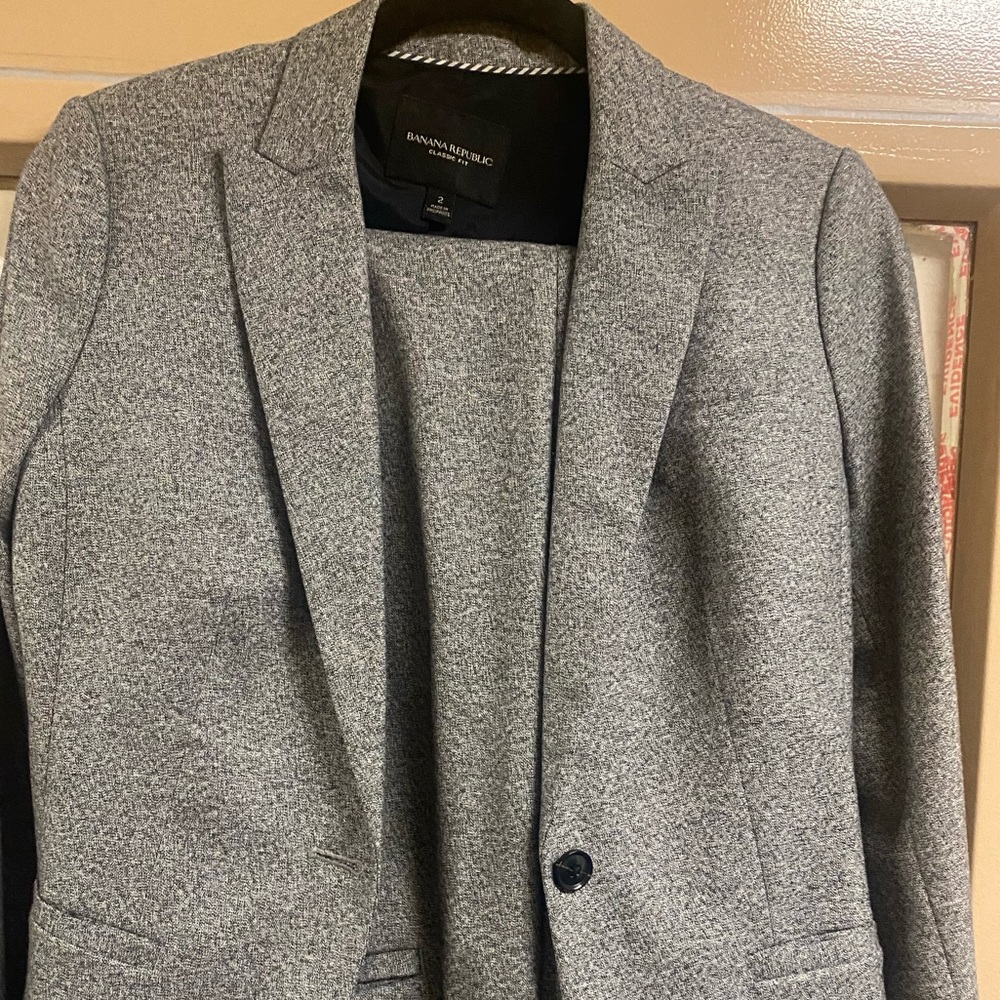 Banana Republic Blazer Classic Fit